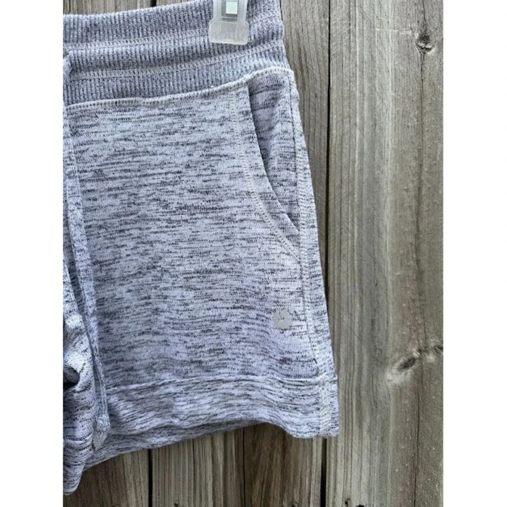 Athleisure Loungewear 90 Degree by Reflex Shorts XS Gray Space Dye Knit